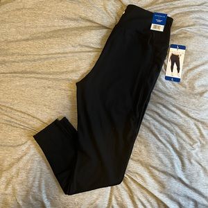 Costco Black leggings! Size large. Tag attached.